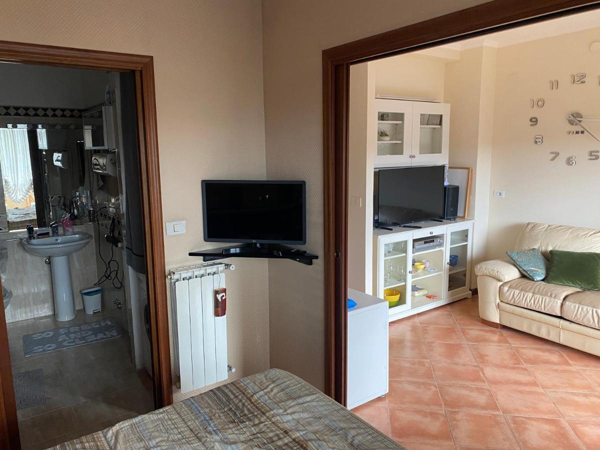 Casa Sacha Apartment โรม ภายนอก รูปภาพ